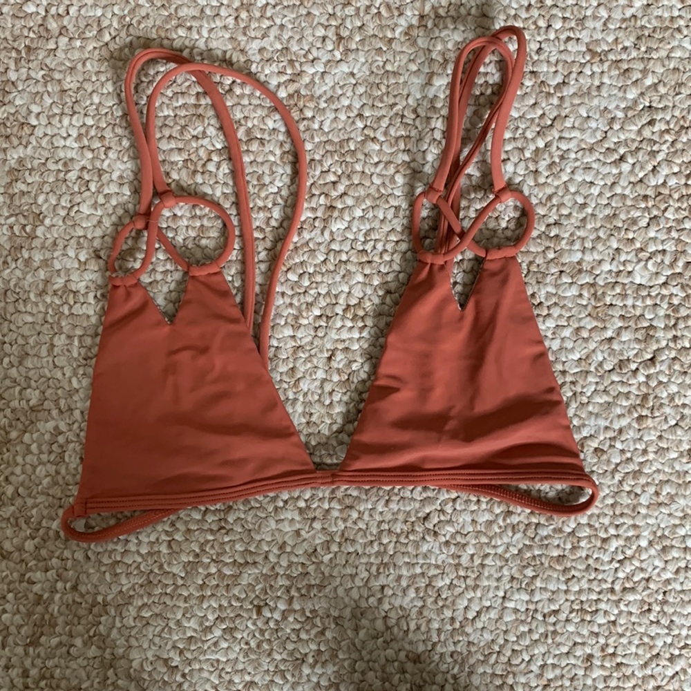 Acacia bikini top